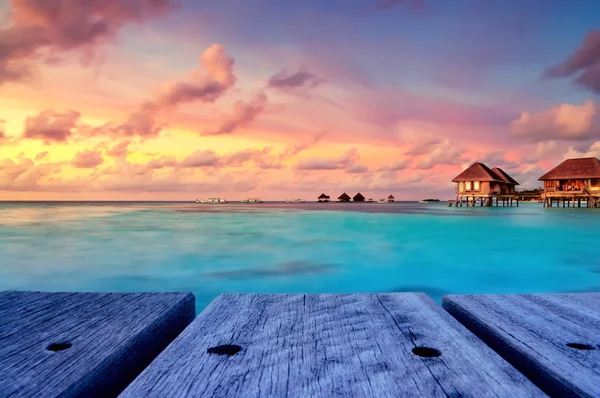 Coucher de soleil magnifique aux Maldives — Photo