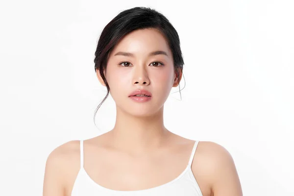 Прекрасна Молода Азіатка Чистою Свіжою Шкірою Білому Тлі Догляд Обличчям — стокове фото