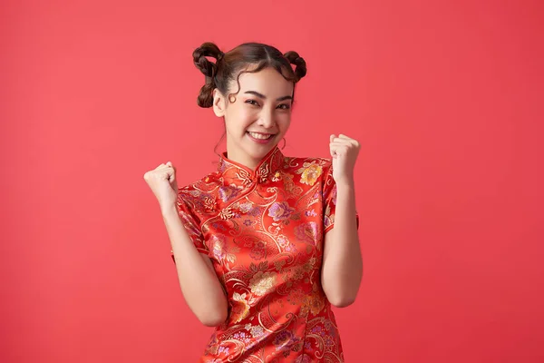 Mujer China Asiática Vestido Tradicional Sobre Fondo Rojo Festival Año — Foto de Stock