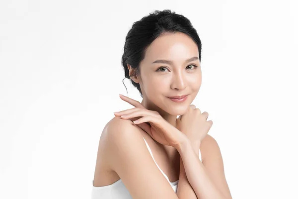 Beautiful Young Asian Woman Clean Fresh Skin White Background Face — Stock Photo, Image