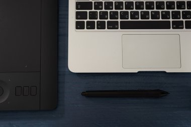 siyah tutamaç, profesyonel grafik tablet ve dizüstü üst