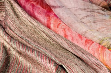 Kumaşlar el boya ipek, el boyalı ipek kumaşlar