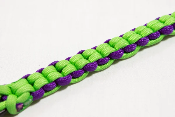 Nó pulseira paracord colorido — Fotografia de Stock