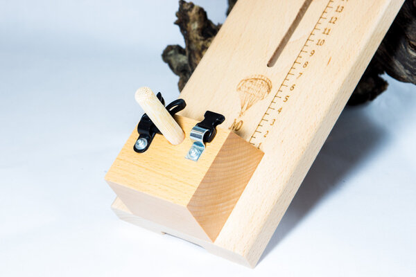 Браслеты безопасности вблизи
