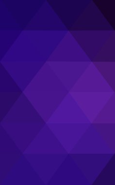 Üçgenler ve degrade origami tarzında oluşan koyu mor kenarlı tasarım deseni.