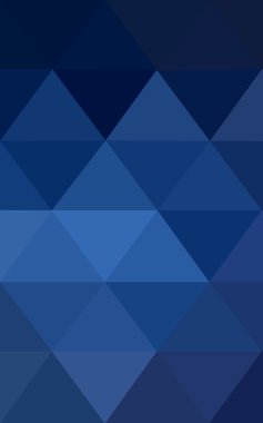 Üçgenler ve degrade origami tarzı oluşur koyu mavi köşeli tasarım deseni.