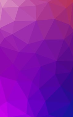 Üçgenler ve degrade origami tarzında oluşan hafif mor pembe poligonal tasarım deseni