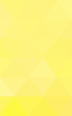 Üçgenler ve degrade origami tarzında oluşan sarı poligonal tasarım deseni.