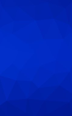 Üçgenler ve degrade origami tarzında oluşan ışık mavi köşeli tasarım deseni