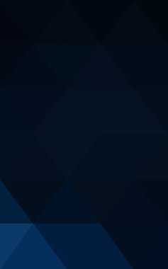 Üçgenler ve degrade origami tarzı oluşur koyu mavi köşeli tasarım deseni.