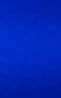 Üçgenler ve degrade origami tarzında oluşan ışık mavi köşeli tasarım deseni