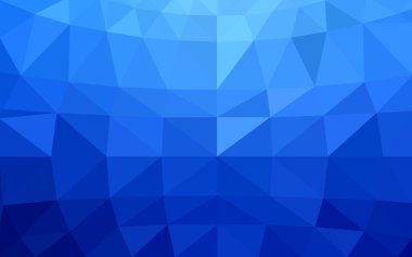 Üçgenler ve degrade origami tarzında oluşan ışık mavi köşeli tasarım deseni