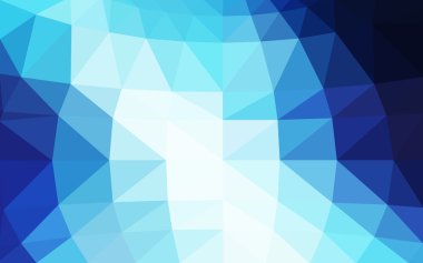 Üçgenler ve degrade origami tarzında oluşan ışık mavi köşeli tasarım deseni