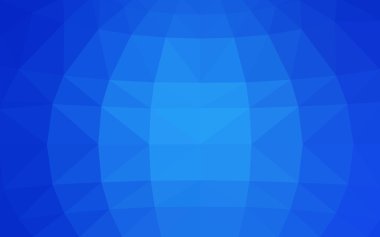 Üçgenler ve degrade origami tarzında oluşan ışık mavi köşeli tasarım deseni