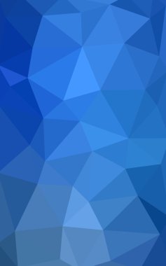 Üçgenler ve degrade origami tarzında oluşan ışık mavi köşeli tasarım deseni