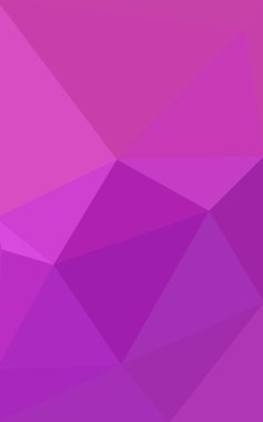 Üçgenler ve degrade origami tarzında oluşan pembe poligonal tasarım deseni.