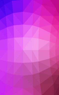 Üçgenler ve degrade origami tarzında oluşan hafif mor pembe poligonal tasarım deseni