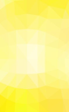 Üçgenler ve degrade origami tarzında oluşan hafif sarı poligonal tasarım deseni