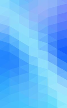 Üçgenler ve degrade origami tarzında oluşan ışık mavi köşeli tasarım deseni