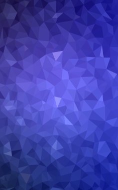 Üçgenler ve degrade origami tarzında oluşan hafif mor poligonal tasarım deseni