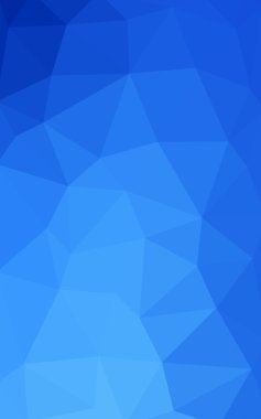 Üçgenler ve degrade origami tarzında oluşan ışık mavi köşeli tasarım deseni