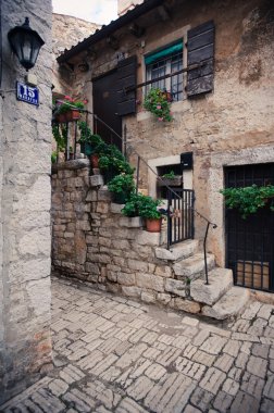 Evin yanında merdiven