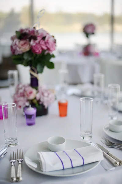 Restoranda bir masa.