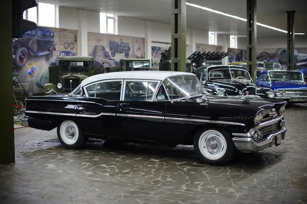 Siyah eski Chevrolet Delray club-Müzesi 