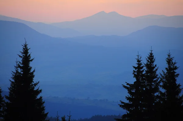 Güneş battıktan sonra Blue mountains