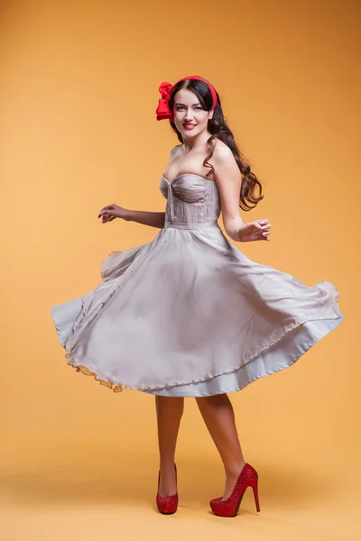 özgürlük, mutluluk, dudaklar, sürpriz, zevk, Rüzgar, duygular, bacaklar, oturur, kahkaha, dansları, gider, atlar, pin-up