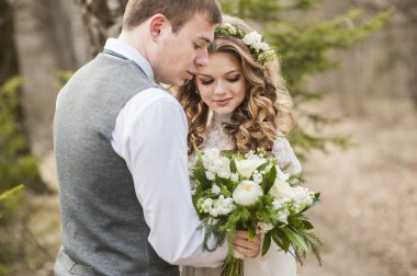 Bahar Düğün bir dekor ile parkta