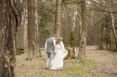 Bahar Düğün bir dekor ile parkta