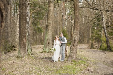 Bahar Düğün bir dekor ile parkta