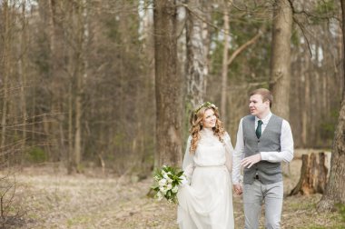 Bahar Düğün bir dekor ile parkta