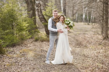 Bahar Düğün bir dekor ile parkta