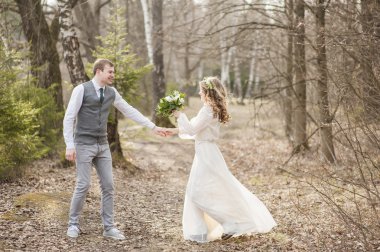 Bahar Düğün bir dekor ile parkta