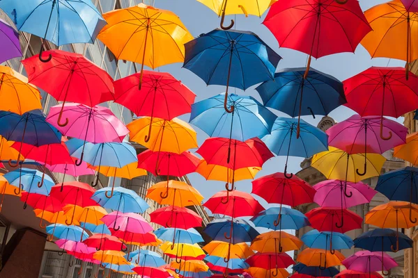 Telhado de guarda-chuva colorido . — Fotografia de Stock