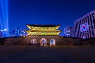 Kore, Gyeongbokgung Sarayı gece Seoul, Güney Kore