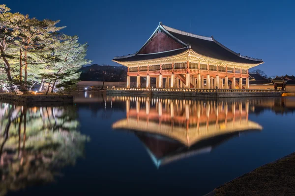 Gyeongbokgung Sarayı gece Seul, Güney Kore