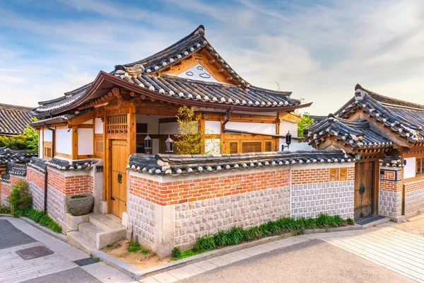 Bukchon Hanok Village en Seúl, Kore del Sur — Foto de Stock