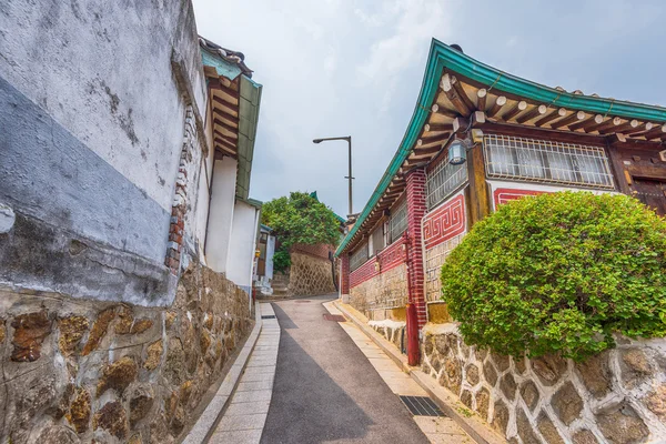 韩国首尔Bukchon Hanok村 — 图库照片