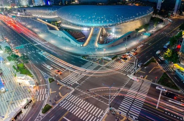  Dongdaemun tasarım Plaza Seul geçmiş gece yarısı Rating bulanıklaştırır 
