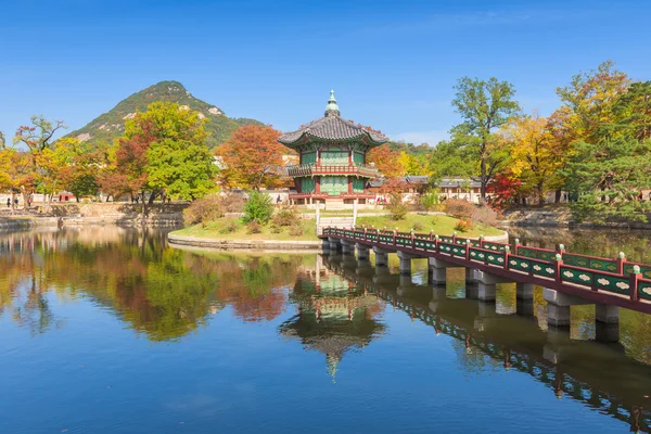 Sonbahar Gyeongbokgung Sarayı Seul, Kore