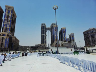 Mekke, Suudi Arabistan, 7 Haziran 2024: İslam 'ın en önemli camii olan büyük kutsal Makkah Camii' nin etrafındaki oteller Mekke, Suudi Arabistan 'daki Kabe' yi çevrelemektedir.