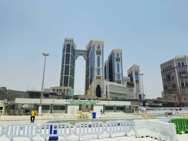 Mekke, Suudi Arabistan, 7 Haziran 2024: İslam 'ın en önemli camii olan büyük kutsal Makkah Camii' nin etrafındaki oteller Mekke, Suudi Arabistan 'daki Kabe' yi çevrelemektedir.