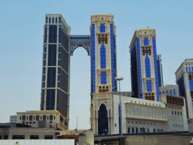 Mekke, Suudi Arabistan, 7 Haziran 2024: İslam 'ın en önemli camii olan büyük kutsal Makkah Camii' nin etrafındaki oteller Mekke, Suudi Arabistan 'daki Kabe' yi çevrelemektedir.