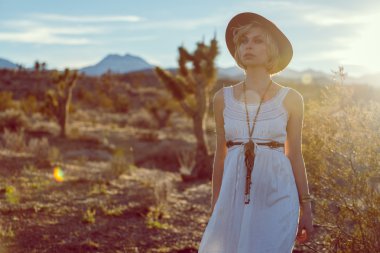 çöl bohem kız güzel