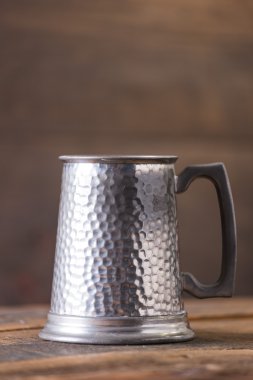 Vintage bira sağlam demir kupa