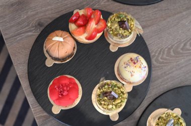 Lokantada lezzetli bir tatlı. tatlı yemek..