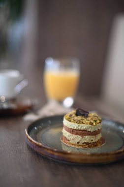 Lezzetli ve sağlıklı bir kahvaltı, kafede lezzetli bir yemek.